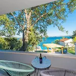 Willa Beachfront Promenada *