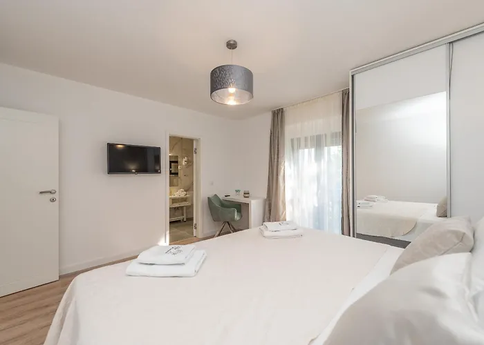 Vila Beachfront Promenada