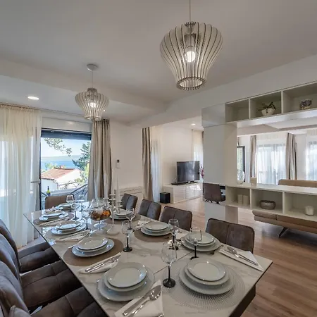 Villa Beachfront Promenada *