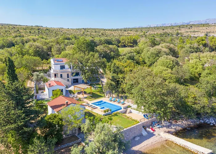 Beachfront Promenada Villa Posedarje