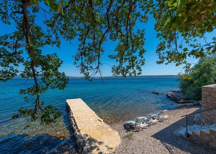 Beachfront Promenada *