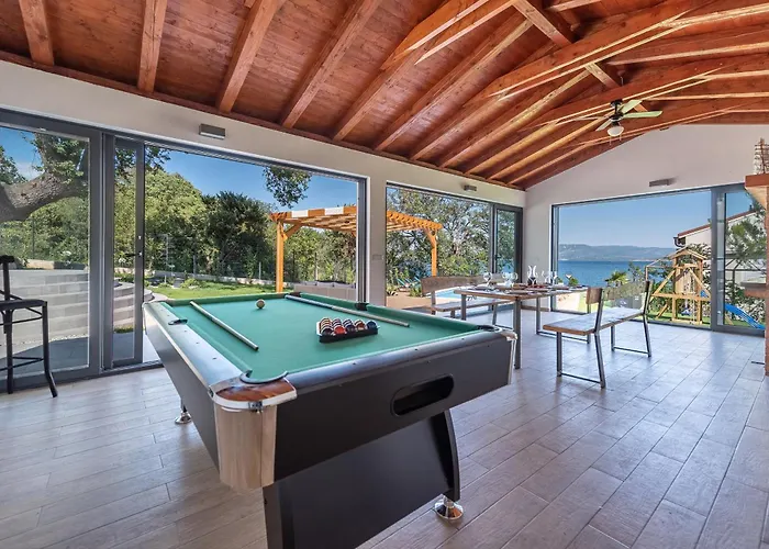 Villa Beachfront Promenada Posedarje